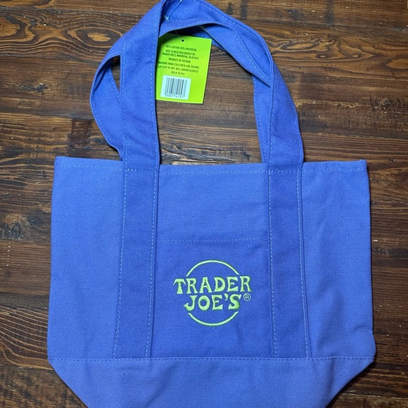 Trader Joes Mini Canvas Tote Bag Limited Edition New with Tags Purple Halloween - Picture 3 of 4